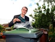 Cllr Haken launches electrical recycling scheme